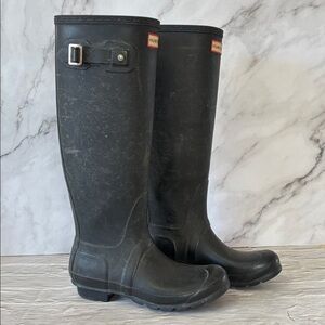 Hunter Black Knee-High Waterproof Rain Boots Size 8